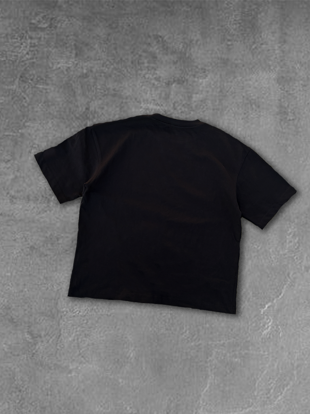 BOXY BLACK TEE